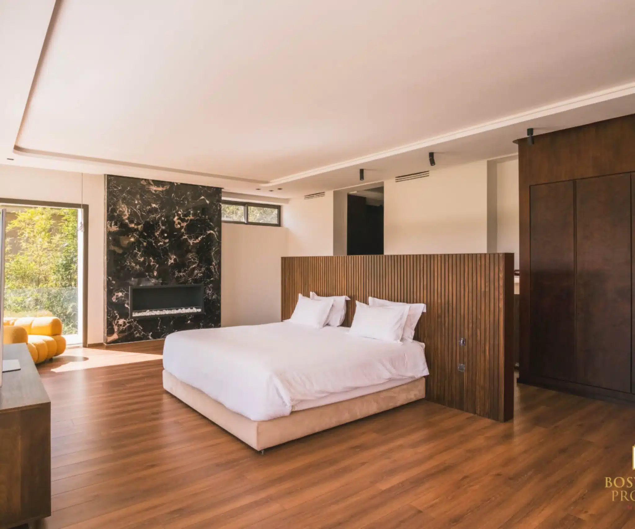 fef2f835-5633-4f4e-9038-5e617f076ba8